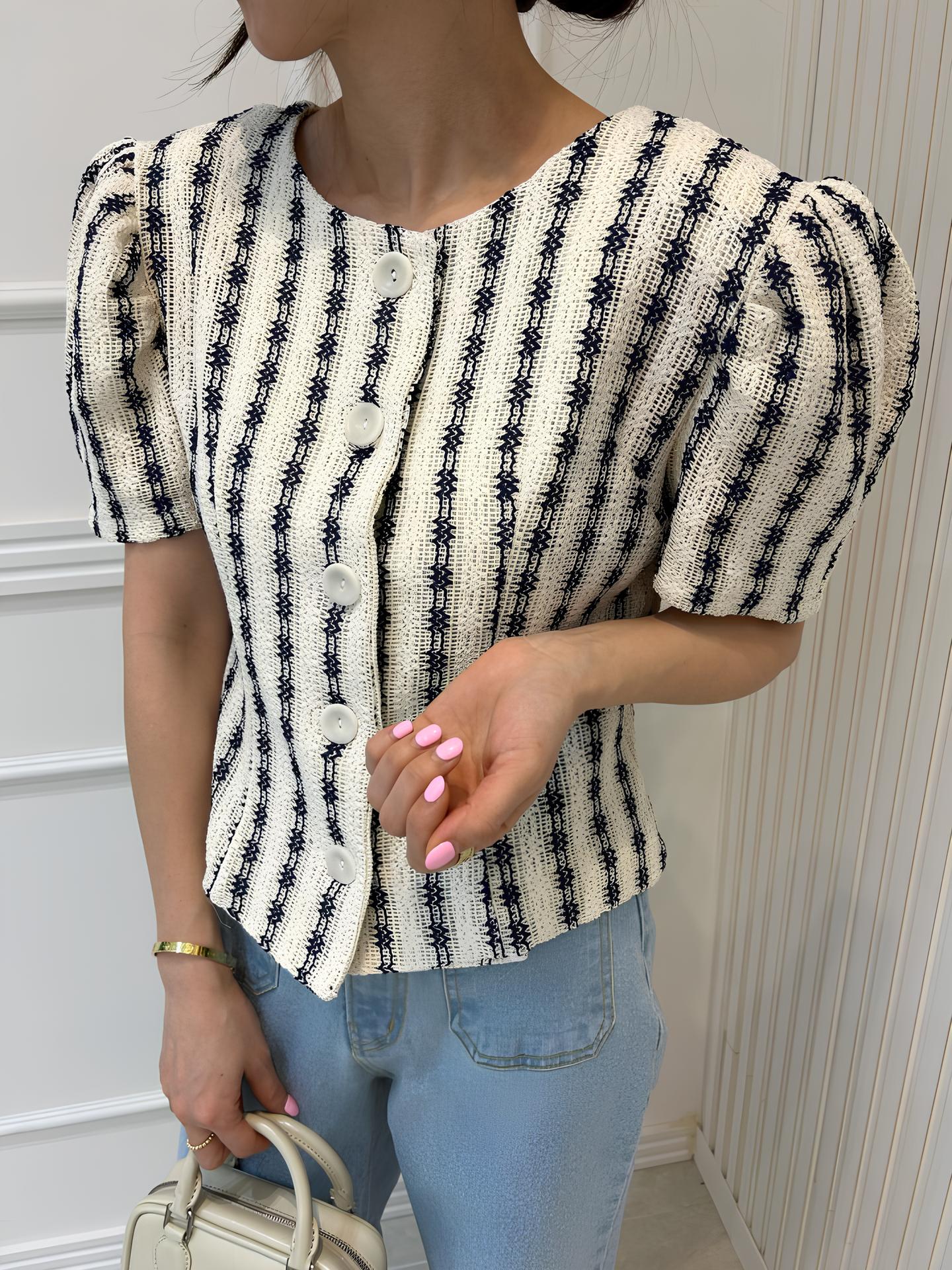 Dalmata Puff-sleeve Top