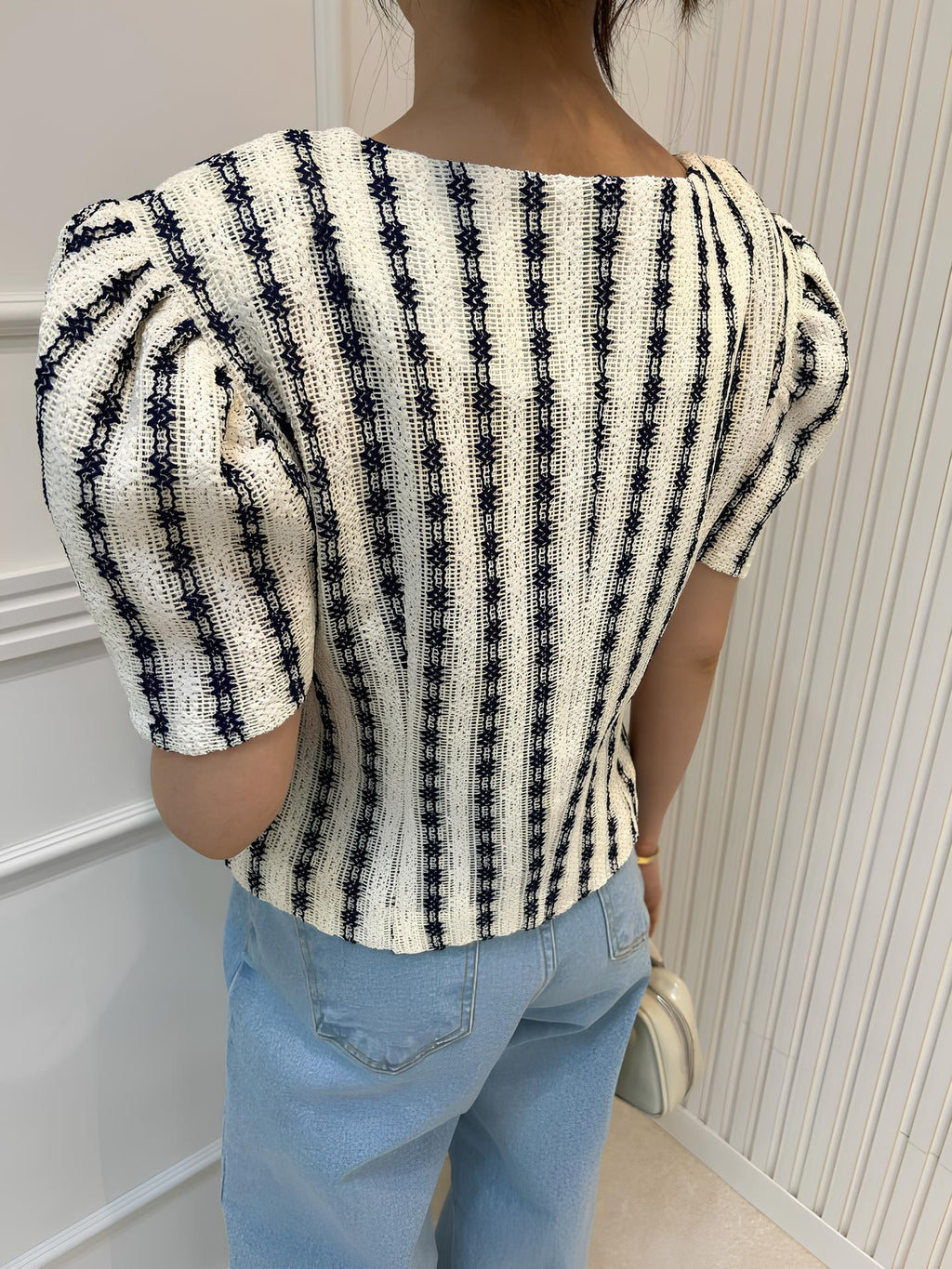 Dalmata Puff-sleeve Top