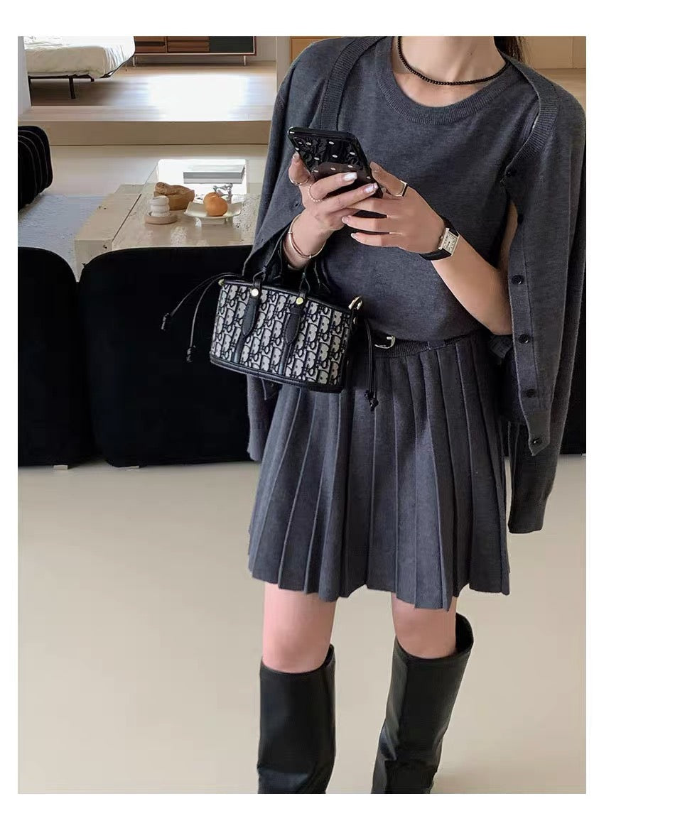 Sleeveless Knit Dress Set